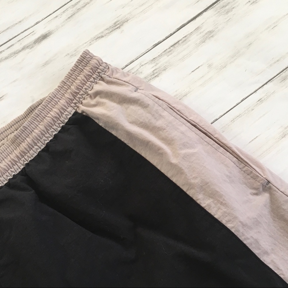 Adidas swim trunks, men’s large - Picture 4 of 7